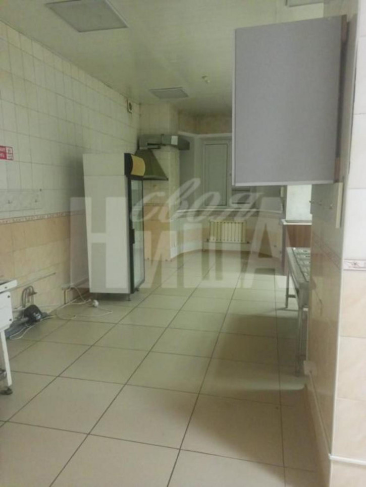 4-комн квартира Крупской, 45