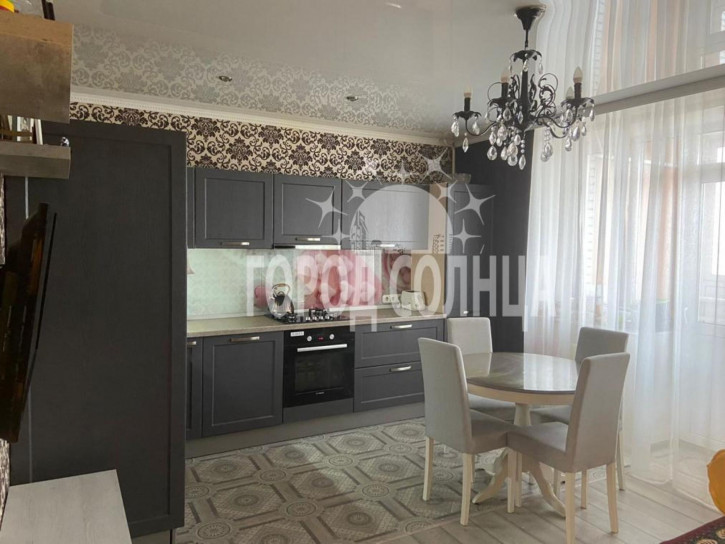 3-комн квартира Амурская 21-я, 43