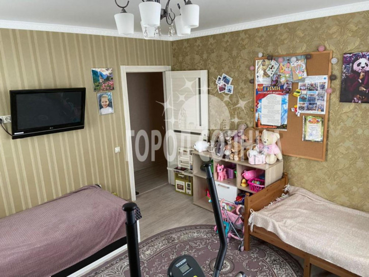 3-комн квартира Амурская 21-я, 43