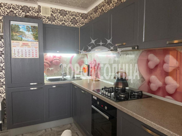 3-комн квартира Амурская 21-я, 43