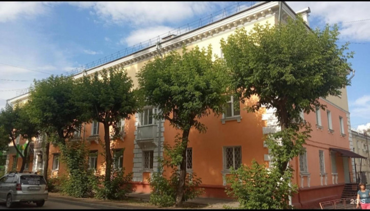 3-комн квартира Маяковского, 19