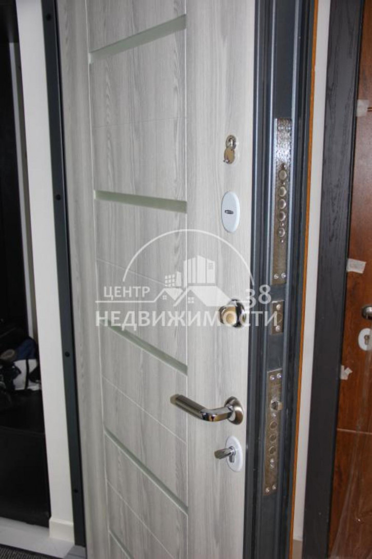 3-комн квартира Пискунова, 138