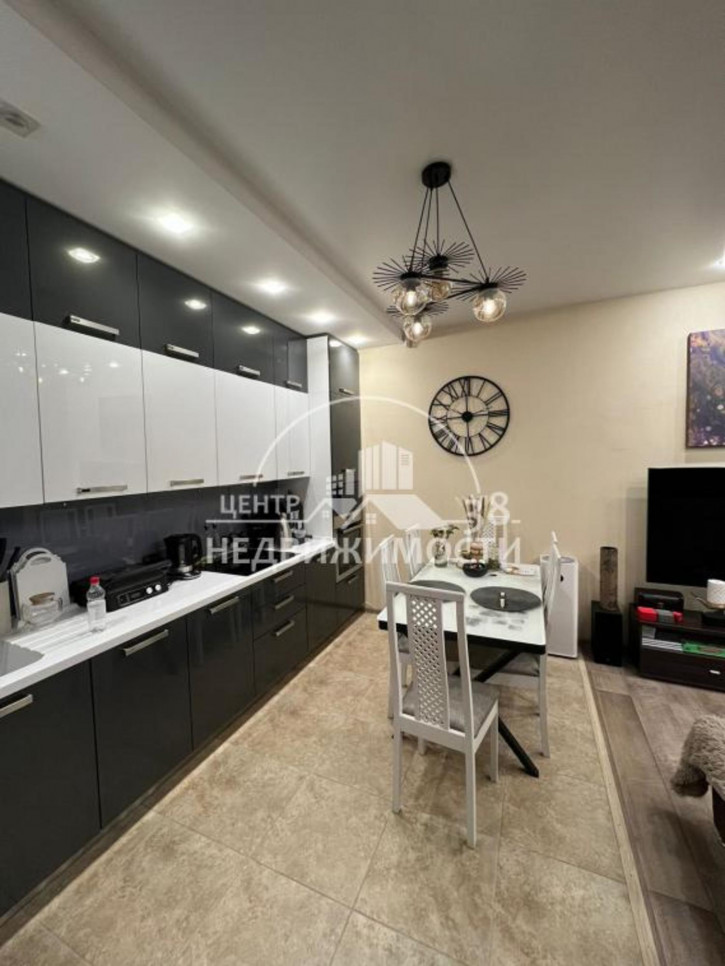 Коттедж/дом Изумрудный, Магистральная 16, 16