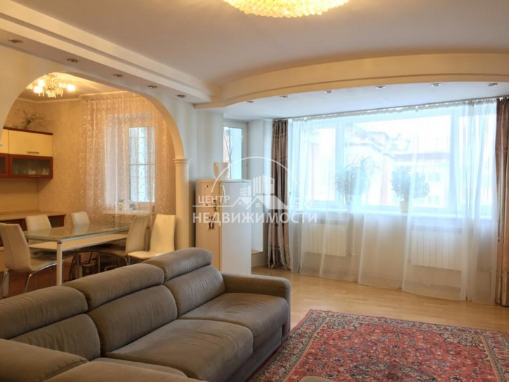 3-комн квартира Красноказачья 1-я, 133/2