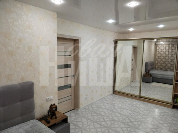 3-комн квартира Богдана Хмельницкого, 1