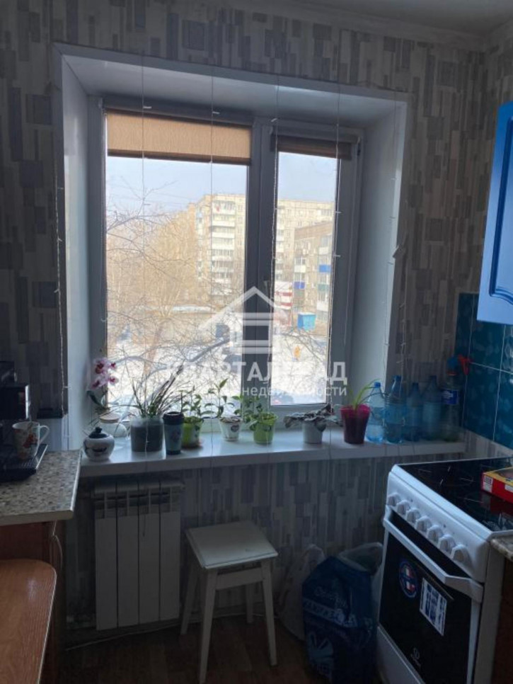 3-комн квартира Заводской микрорайон , 35