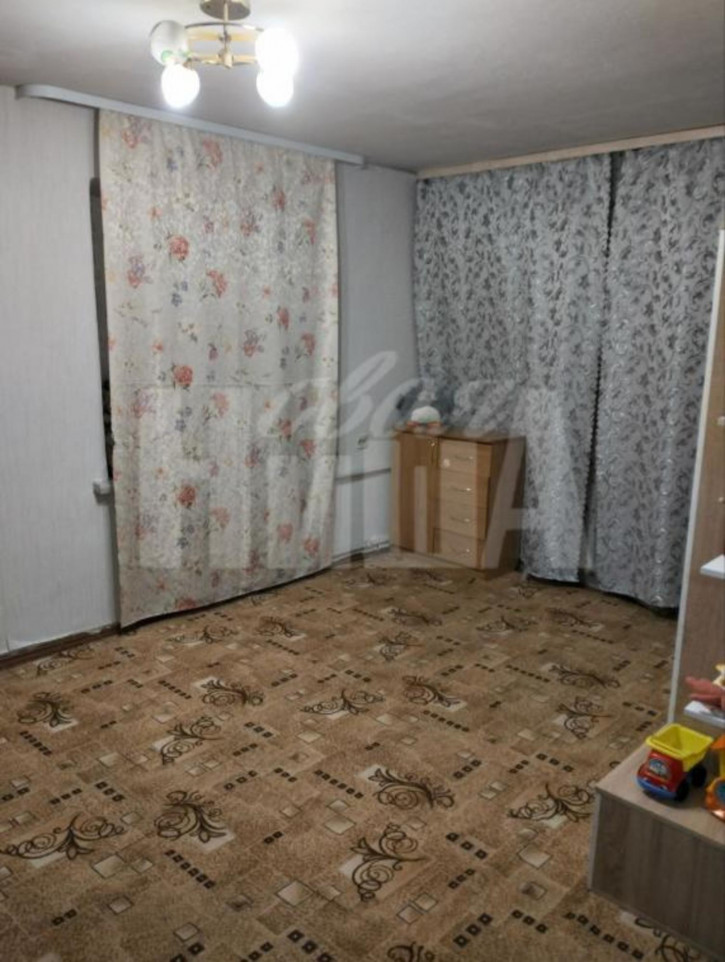 1-комн квартира Ватутина, 2
