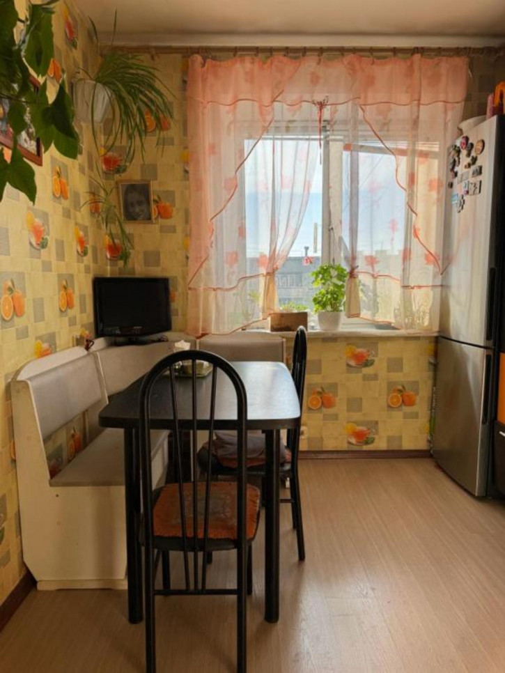 4-комн квартира Ленинградский микрорайон, 49 4-комн квартира Ленинградский микрорайон, 49