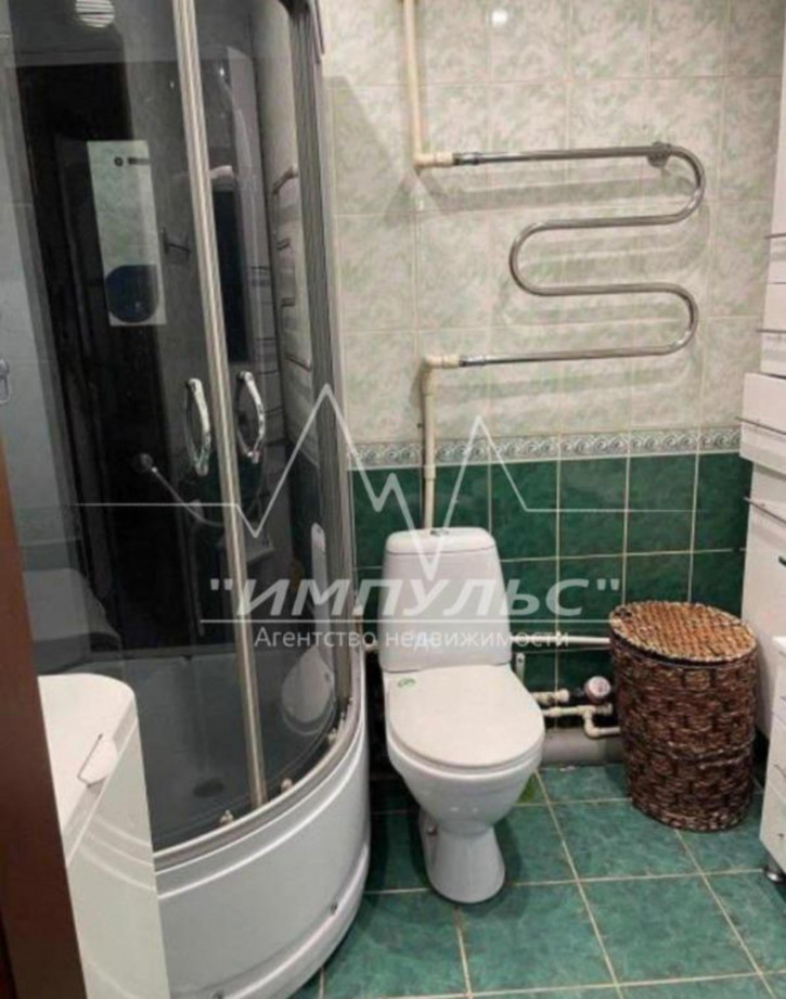 3-комн квартира Пояркова, 13