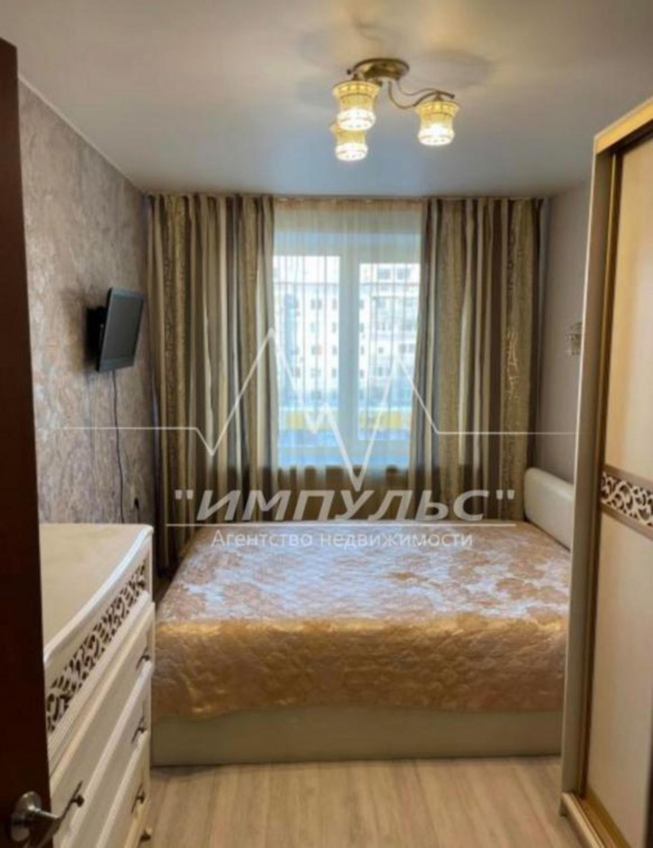 3-комн квартира Пояркова, 13