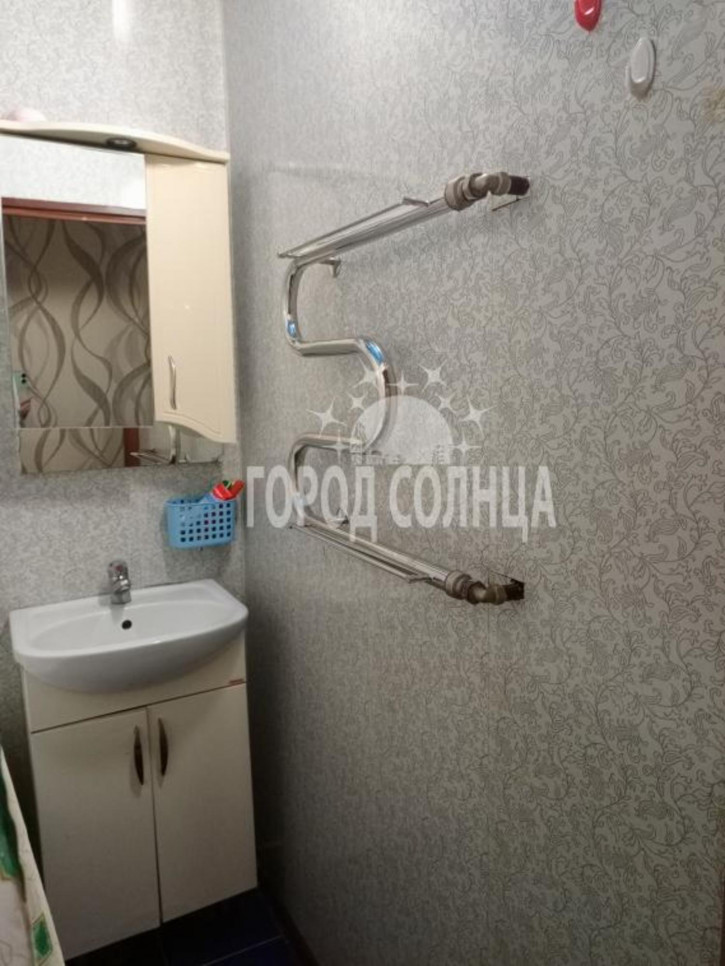 3-комн квартира Сибирский проспект, 8