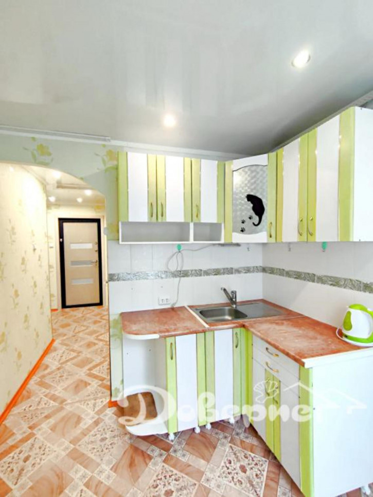 1-комн квартира б-р Космонавтов, 3