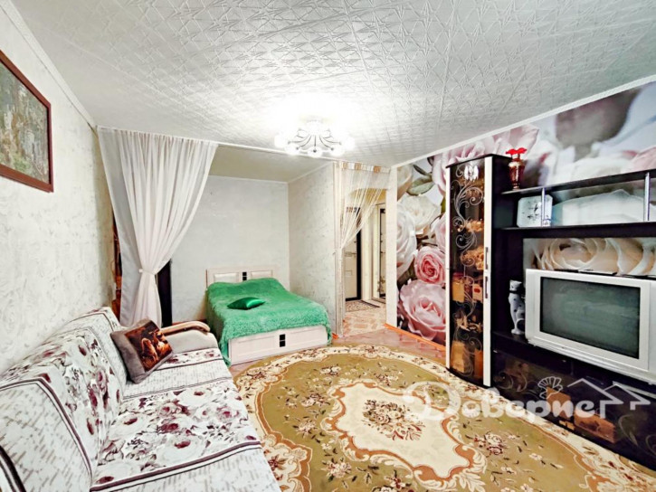 1-комн квартира б-р Космонавтов, 3