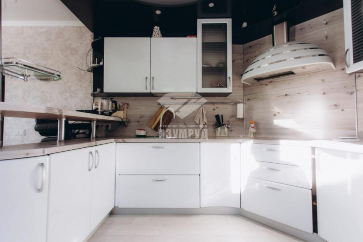 Коттедж/дом Кондомская, 8а Коттедж/дом Кондомская, 8а