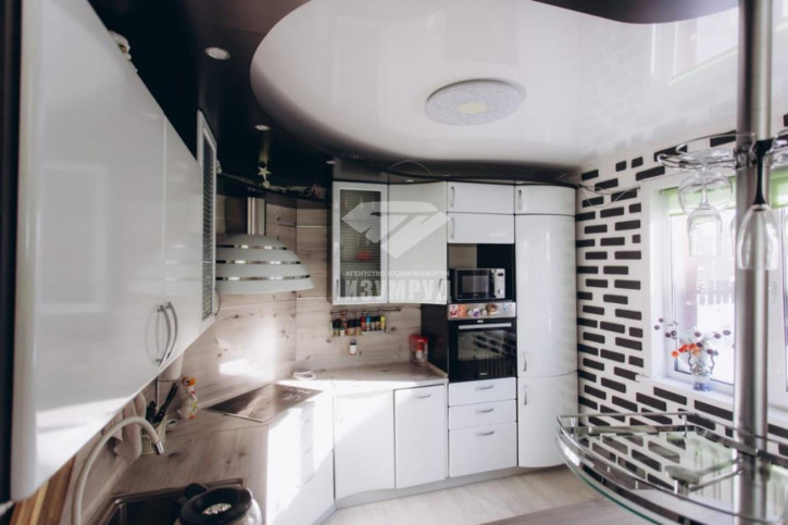 Коттедж/дом Кондомская, 8а Коттедж/дом Кондомская, 8а