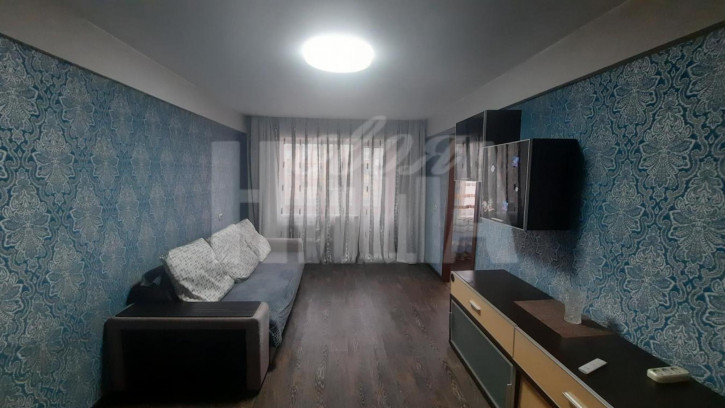 2-комн квартира Суворова, 33