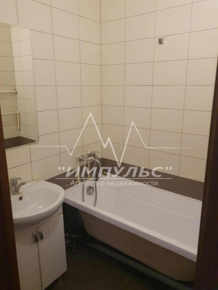 2-комн квартира 203-й микрорайон, 6