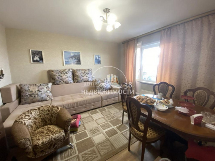 3-комн квартира 4-й Микрорайон, 37