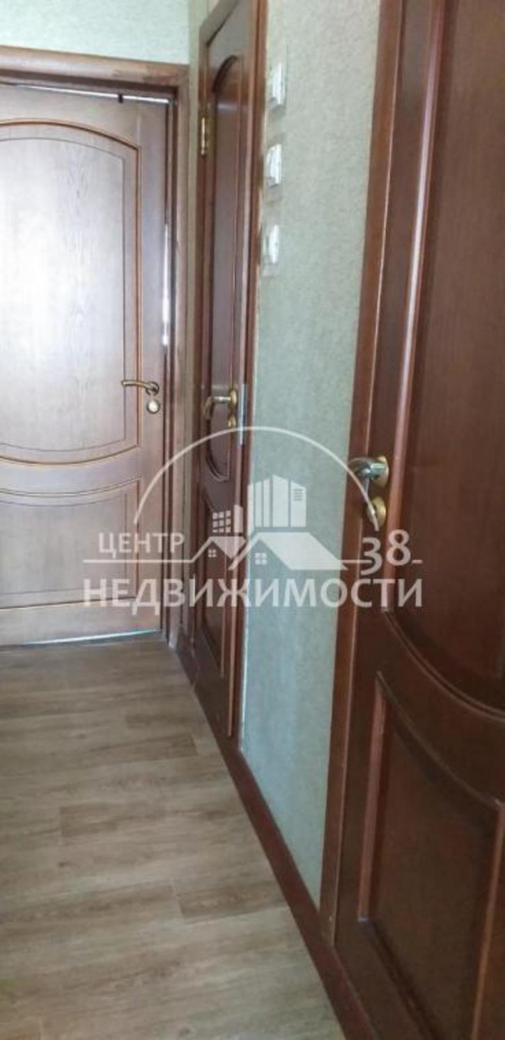 3-комн квартира 4-й Микрорайон, 37