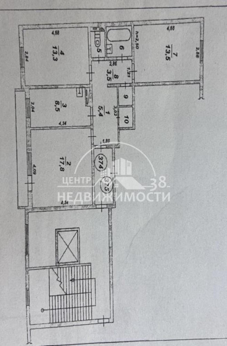 3-комн квартира 4-й Микрорайон, 37