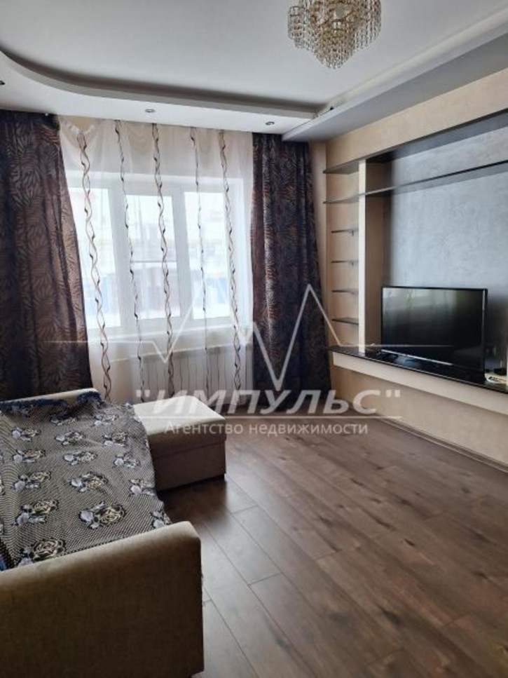 1-комн квартира 203-й микрорайон, 6
