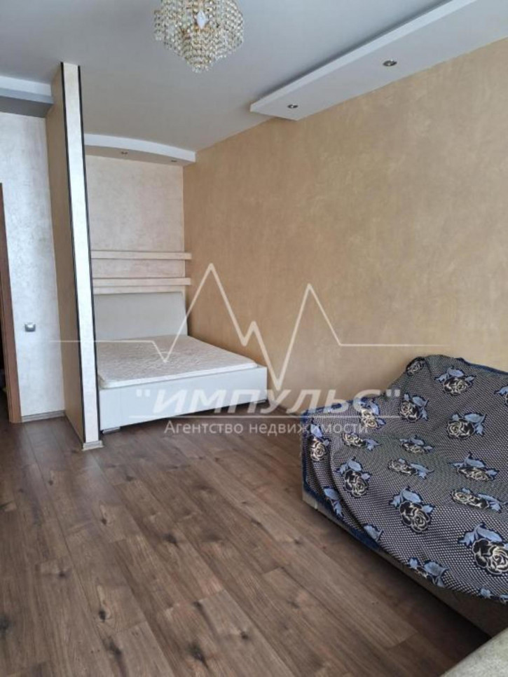 1-комн квартира 203-й микрорайон, 6