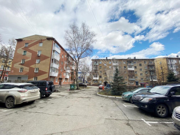 4-комн квартира Ноградская, 19а