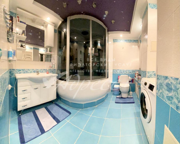 3-комн квартира Жердева, 102