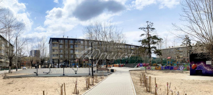 3-комн квартира Жердева, 102