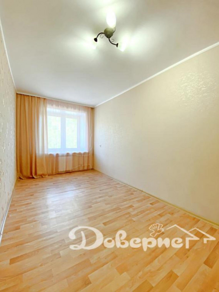 4-комн квартира Кирова, 14