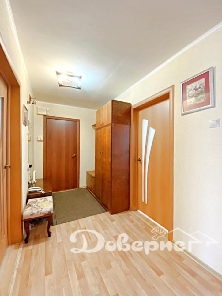 4-комн квартира Кирова, 14