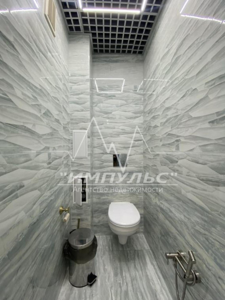 2-комн квартира Свердлова, 3/3