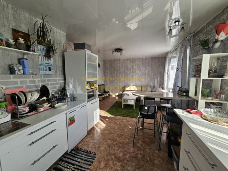 3-комн квартира Кремлевская, 12 3-комн квартира Кремлевская, 12