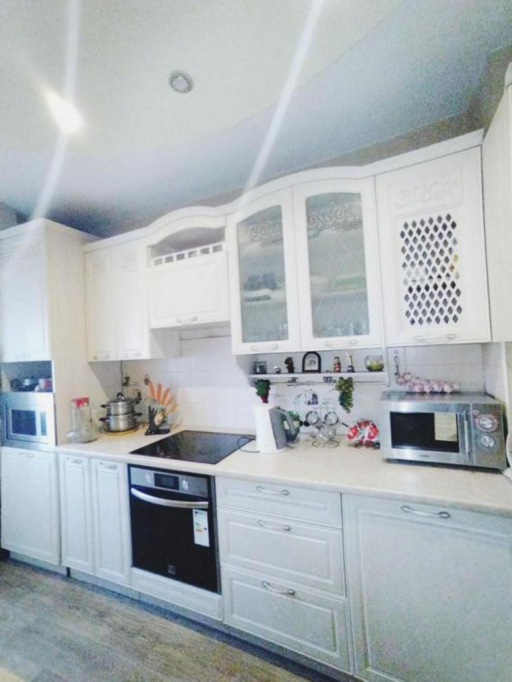 3-комн квартира Ярославского, 360