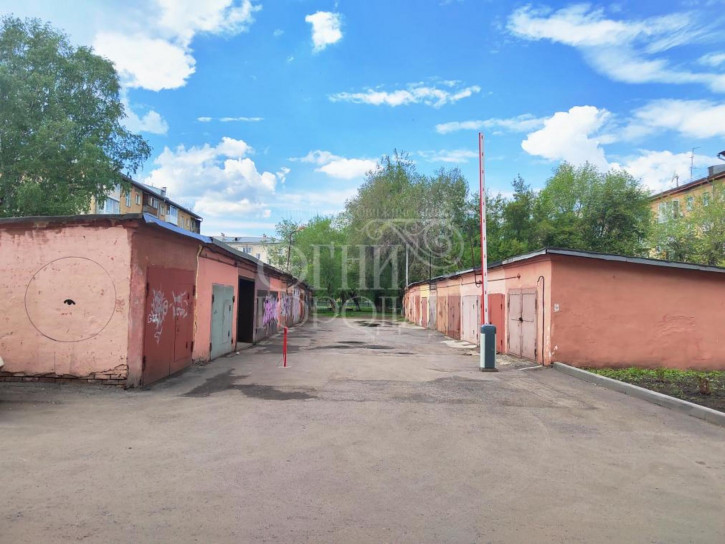 Гараж/парковка Советский пр-кт, 33