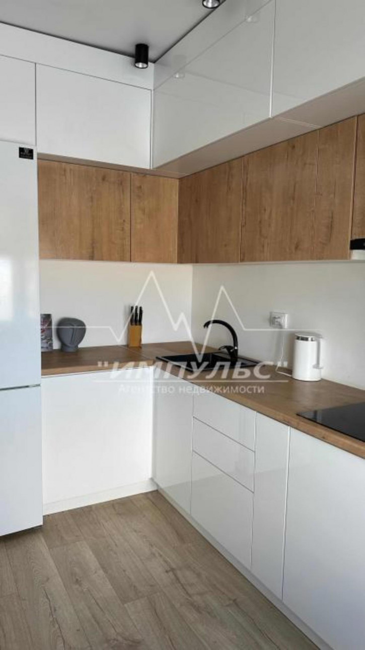 2-комн квартира Якутская, 11