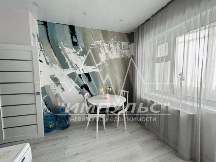 2-комн квартира Пирогова, 7