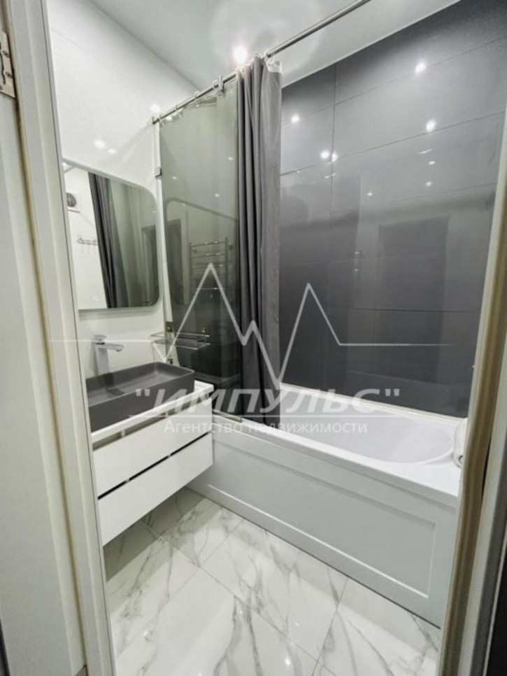 2-комн квартира Пирогова, 7