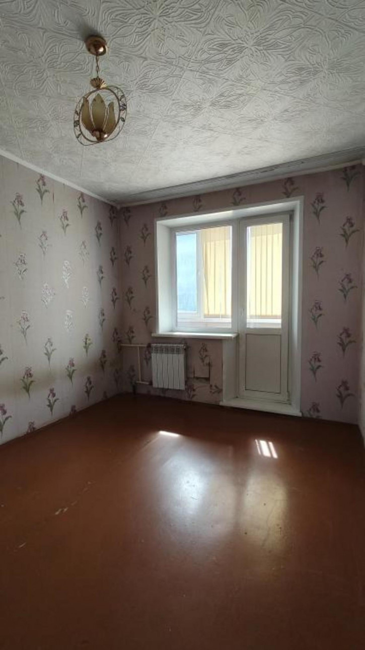 4-комн квартира Интернациональный микрорайон, 8