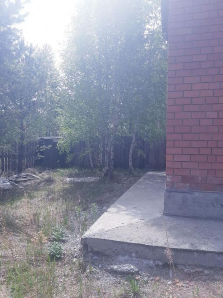 Коттедж/дом Рубиновая, 31б Коттедж/дом Рубиновая, 31б
