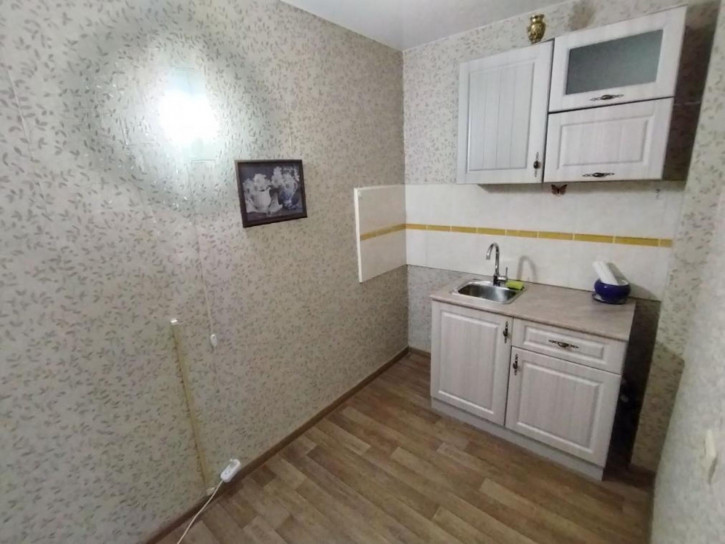 2-комн квартира 1-й микрорайон, 27