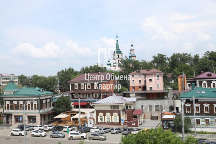 Офис Красного восстания, 24