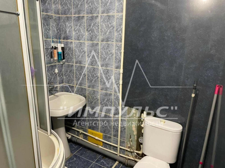 2-комн квартира Пояркова, 8