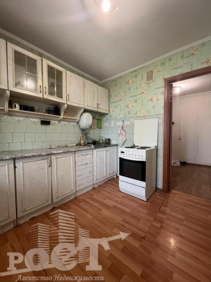 2-комн квартира Лазо, 42 2-комн квартира Лазо, 42