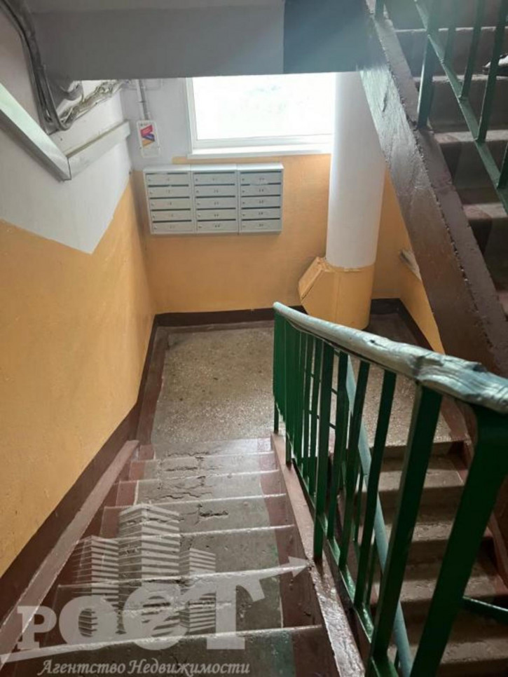2-комн квартира Лазо, 42 2-комн квартира Лазо, 42