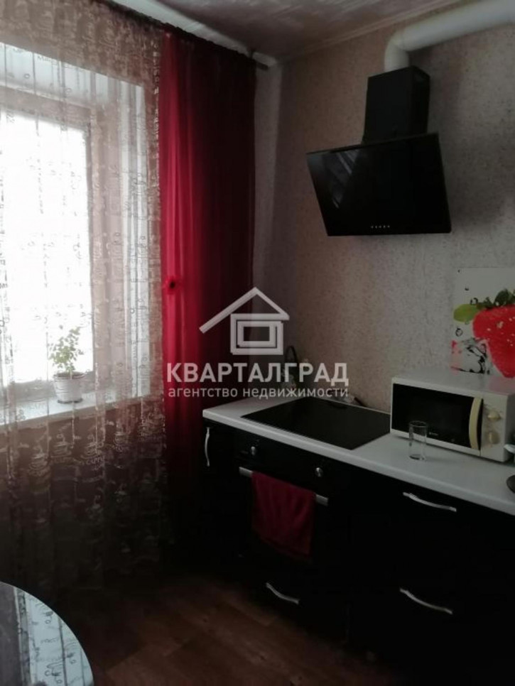 4-комн квартира микрорайон Советский, 29