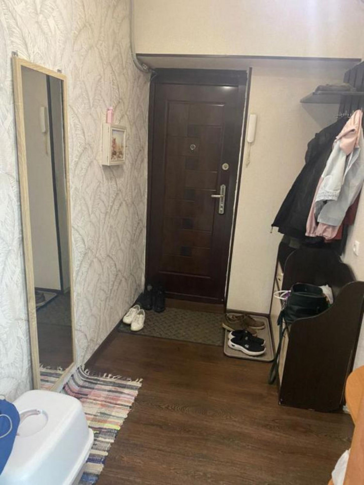 3-комн квартира Декабрьских Событий, 85