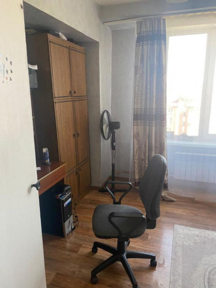 3-комн квартира Декабрьских Событий, 85