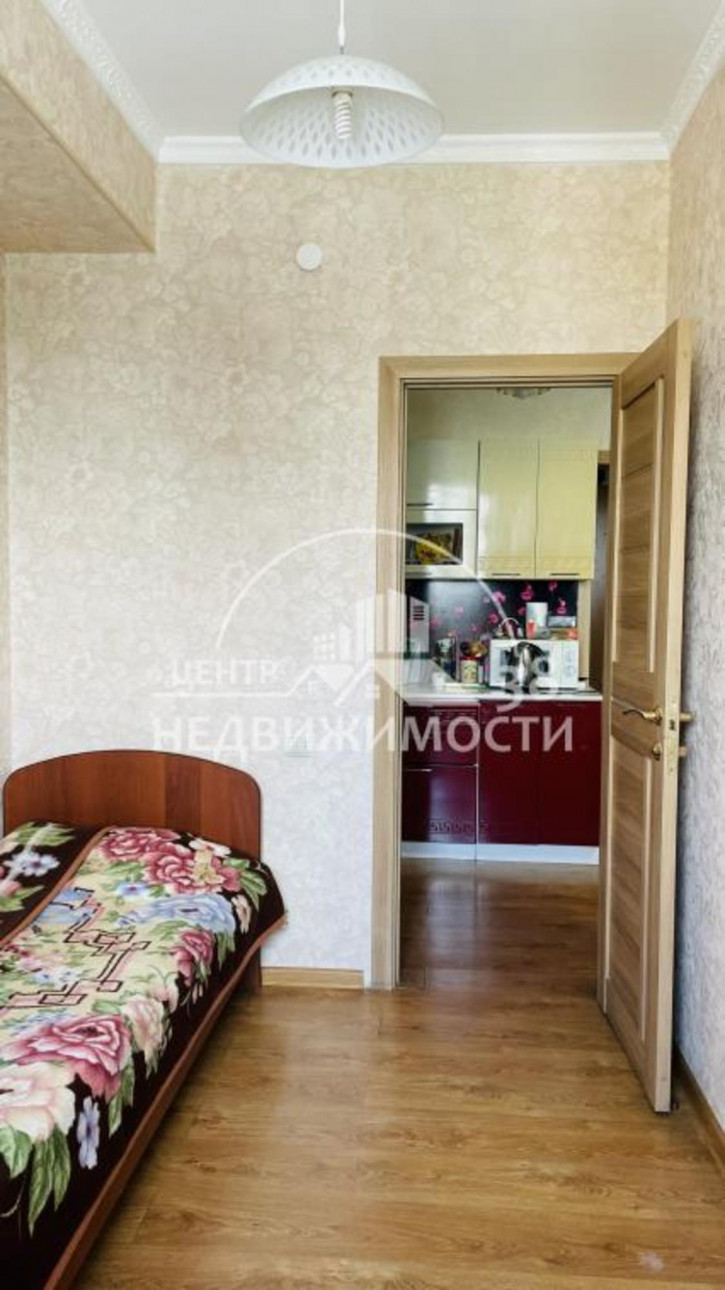 2-комн квартира Радужный мкр, 73