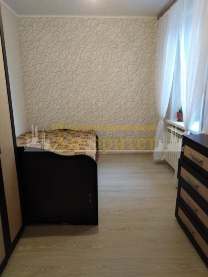 1-комн квартира Молодогвардейцев, 28